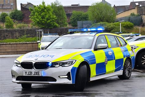 Yj21 Jxe West Yorkshire Police Bmw 330d Xdrive Estate Traf Flickr