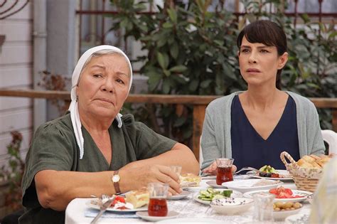 Çatı Katı Aşk Episode 14 E14 2020 ČSFD cz