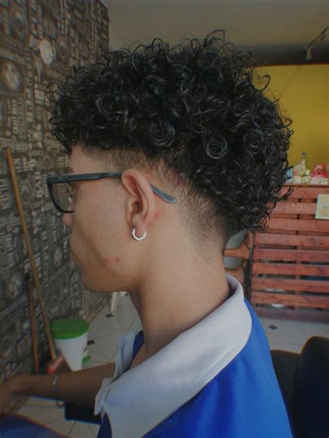 Low Fade Em Cabelo Cacheado M Dio Cabelo Cumprido Masculino Cabelo