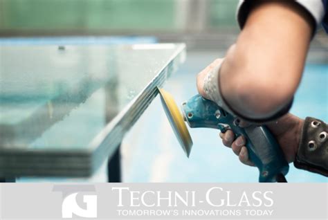 16 Safety Tips For Commercial Glass Handling [INFOGRAPHIC] - Techni-Glass