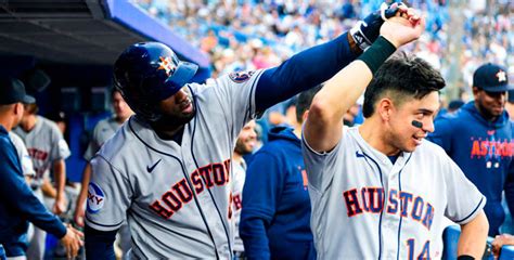 Mauricio Dub N Anota Carrera En Triunfo De Astros En Toronto Diario