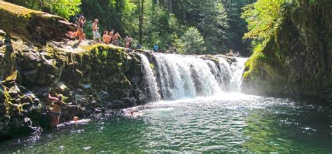 Lower Punch Bowl Falls Eagle Creek Oregon Punchbowl Falls Oregon