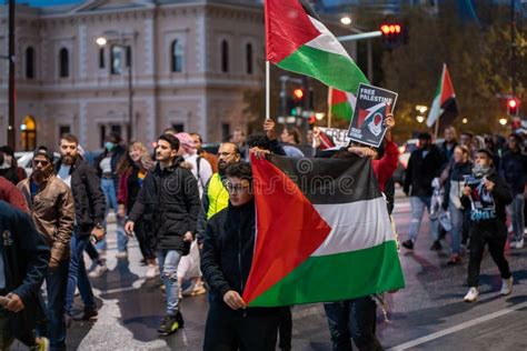 Free Palestine Rally editorial photography. Image of standing - 218717272