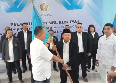 Pengurus Pwi Bekasi Raya Periode Dilantik Matafakta