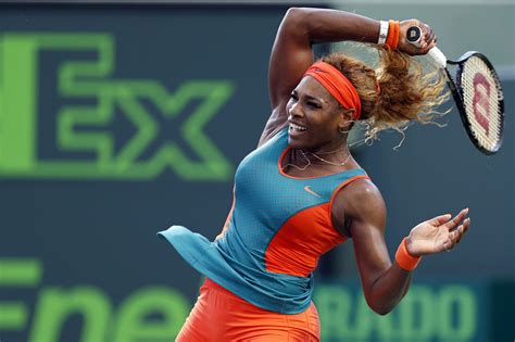 Serena Williams Monte En Grade à Miami Wta Tennis