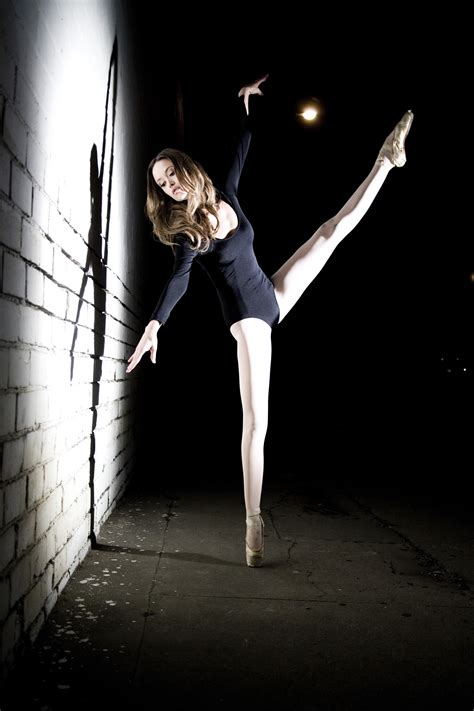 Naked Summer Glau Added 07 19 2016 By Jyvvincent