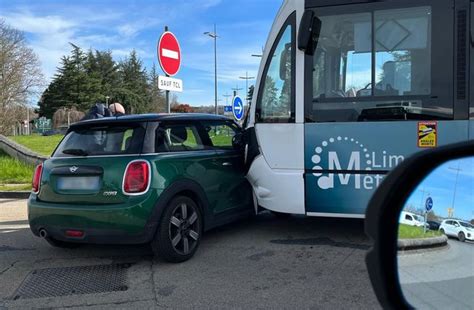 Nouveau choc entre un bus et une voiture à Limoges un homme blessé