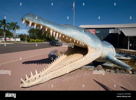 Dinosaur signs along the roads from Hughenden to Richmond Stock Photo - Alamy