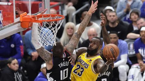 Nba Con Un Magistral Lebron James Los Lakers Derrotaron A Los