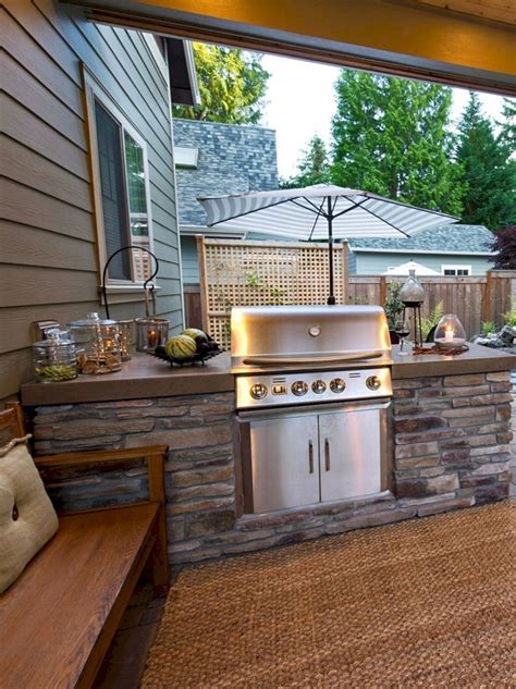 20+ Small Outdoor Kitchen Ideas - DECOOMO