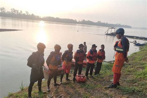 Basarnas Jambi Terjun Cari Bocah Tenggelam Di Sungai Batang Merangin