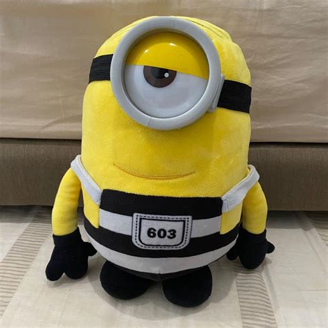 BONEKA MINIONS DESPICABLE ME ORIGINAL MATA KERAS BRAND KEPOTONG MINISO