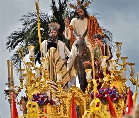 El Penitente Sexitano Huelva Celebra El Año De La Fe Con Una Procesión