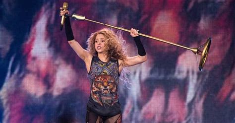 Shakira Se Vuelve Viral Por Fotos En Diminuto Bikini