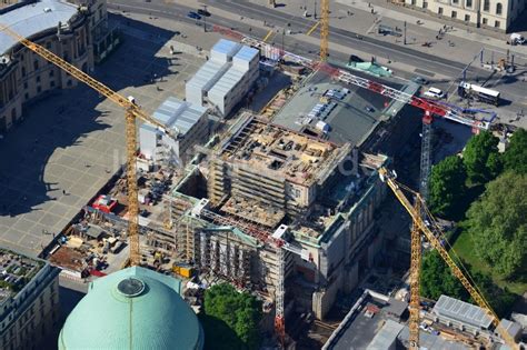 Berlin Aus Der Vogelperspektive Umbau Und Sanierung Des Geb Udes Der