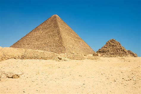 La Gran Pirámide De Giza Pirámide De Khufu O La Pirámide De Cheops Es