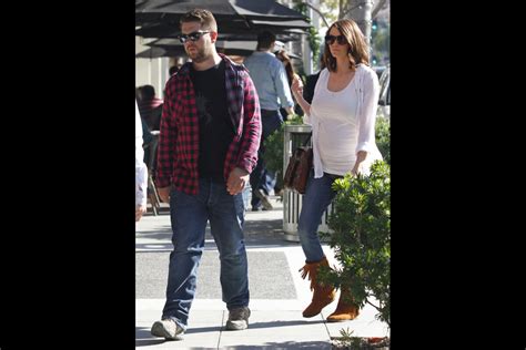 Photo Jack Osbourne et sa fiancée Lisa Stelly enceinte profitent du