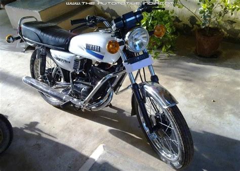 YAMAHA RX 100 - Review and photos