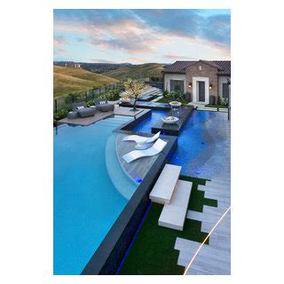 Custom Infinity Pool Spa Moderne Piscine Orange County Par