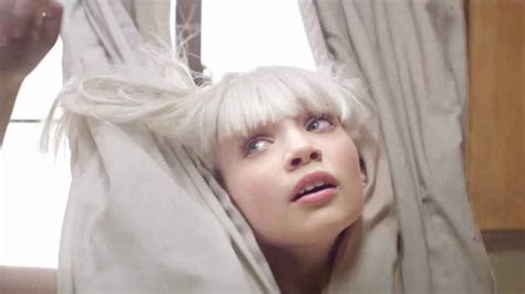 «Chandelier» – Sia | Dance moms, Chandelier by sia, Sia music video