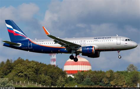 RA 73748 Airbus A320 214 Aeroflot Alexander Lebedev JetPhotos