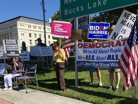 Quincy Rally Supports Reproductive Rights The Plumas Sun