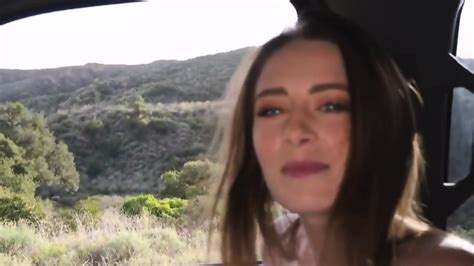 Pretty Girl Blows Stranger S Big Dick Outdoor Bbw Romantic Hairy