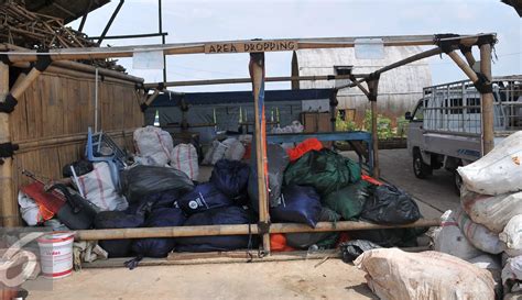 Melihat Tempat Pengolahan Limbah Botol Plastik Di Bekasi Foto