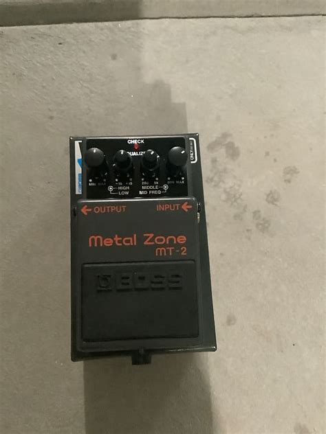 Boss MT-2 Metal Zone | Reverb