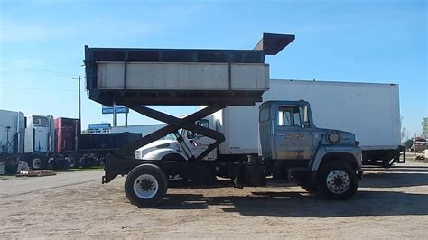 1990 L8000 14 Dumpscissor Lift Roofing Truck Youtube