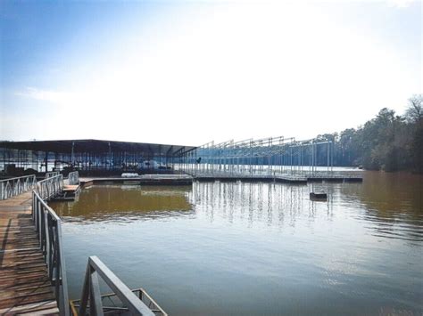 Boat Slips Wet Slips Dry Boat Storage Allatoona Landing Marina