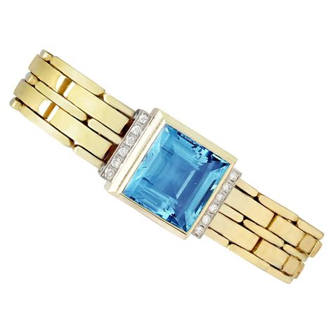 1960s Art Deco Style 21 68 Carat Aquamarine And Diamond Yellow Gold