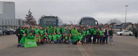 Van De Stakers In Izegemse Sint Jozefskliniek Gaan Betogen In