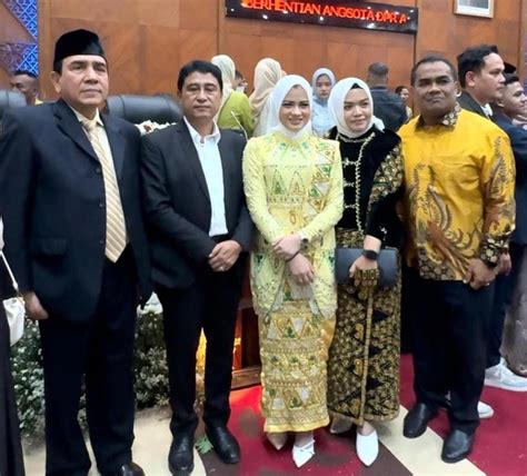 Anak Calon Bupati Bener Meriah Dilantik Jadi Anggota Dpra Periode