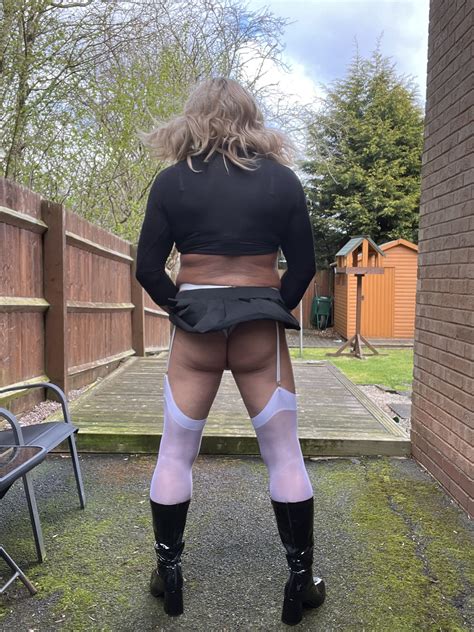 Amateur Crossdresser Kellycd Sexy Milf In White Stocking Pics Xhamster