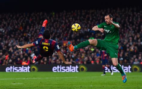 Video Barcelona 5 0 Levante La Liga Highlights Lionel Messi Bags