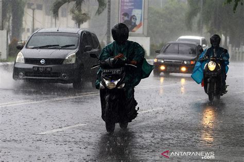 Bmkg Keluarkan Peringatan Hujan Lebat Di Beberapa Wilayah Indonesia