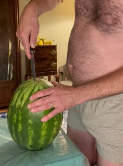 Xvideos Vixen With Gay Fatty Fucking A Watermelon Cnn Amador