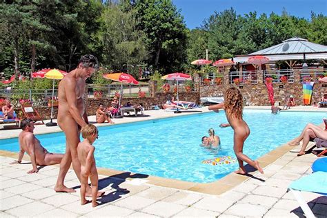 Camping Naturiste Une Exp Rience Ne Pas Rater Campingdupavillon