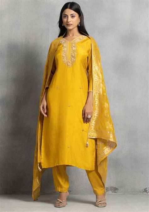 Buy Women Yellow Floral Sequin Bead Embellished Kurta Set With Pants