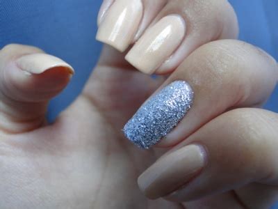 In Between Bottles Nude Filha Nica