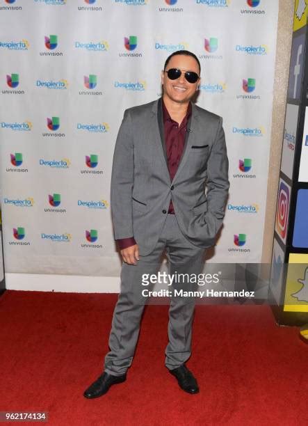 2197 Anniversary Of Univision Stock Photos High Res Pictures And