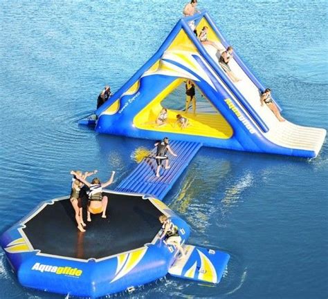 Water Trampoline | Trampoline eau, Toboggan de piscine, Flotter dans l'eau