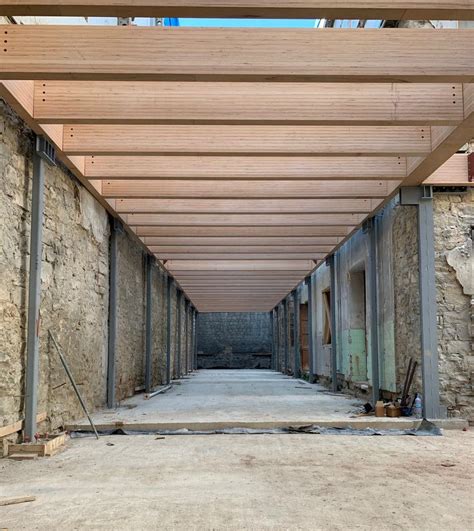 Reestructuración del Convento de las Salesas para su uso como edificio