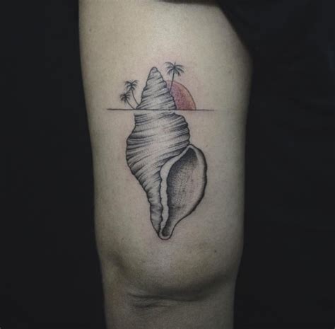 45 Beautiful Seashell Tattoos Youll Love Tattooblend