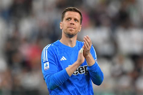 Wojciech Szczęsny's Barcelona jersey number confirmed - Get Spanish ...