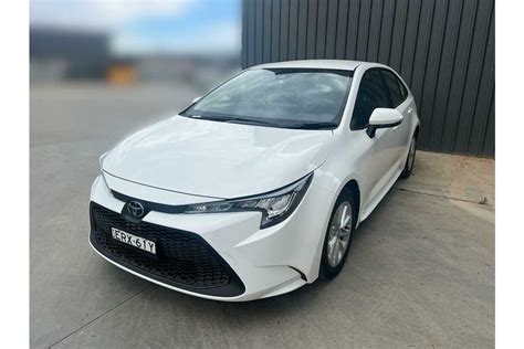 Sold Toyota Corolla Ascent Sport In White Used Sedan Wagga