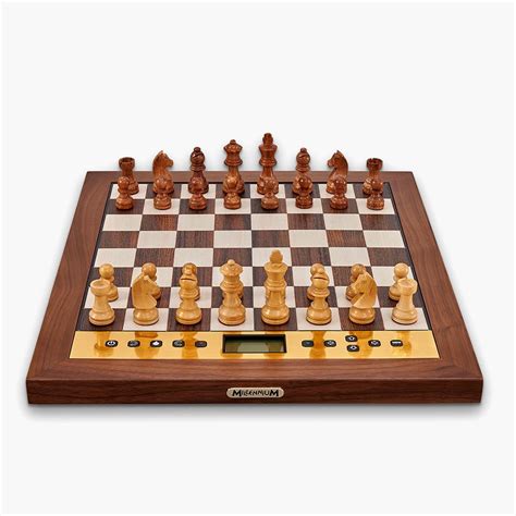 The Best Electronic Chess Game - Hammacher Schlemmer