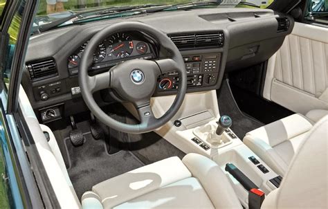 BMW e30 Review: 1991 BMW M3 E30 Cabrio