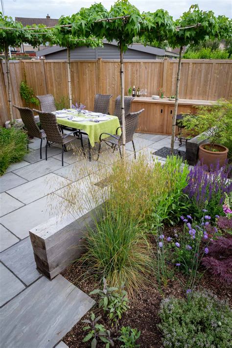 Garden Fencing Installation London Acacia Gardens